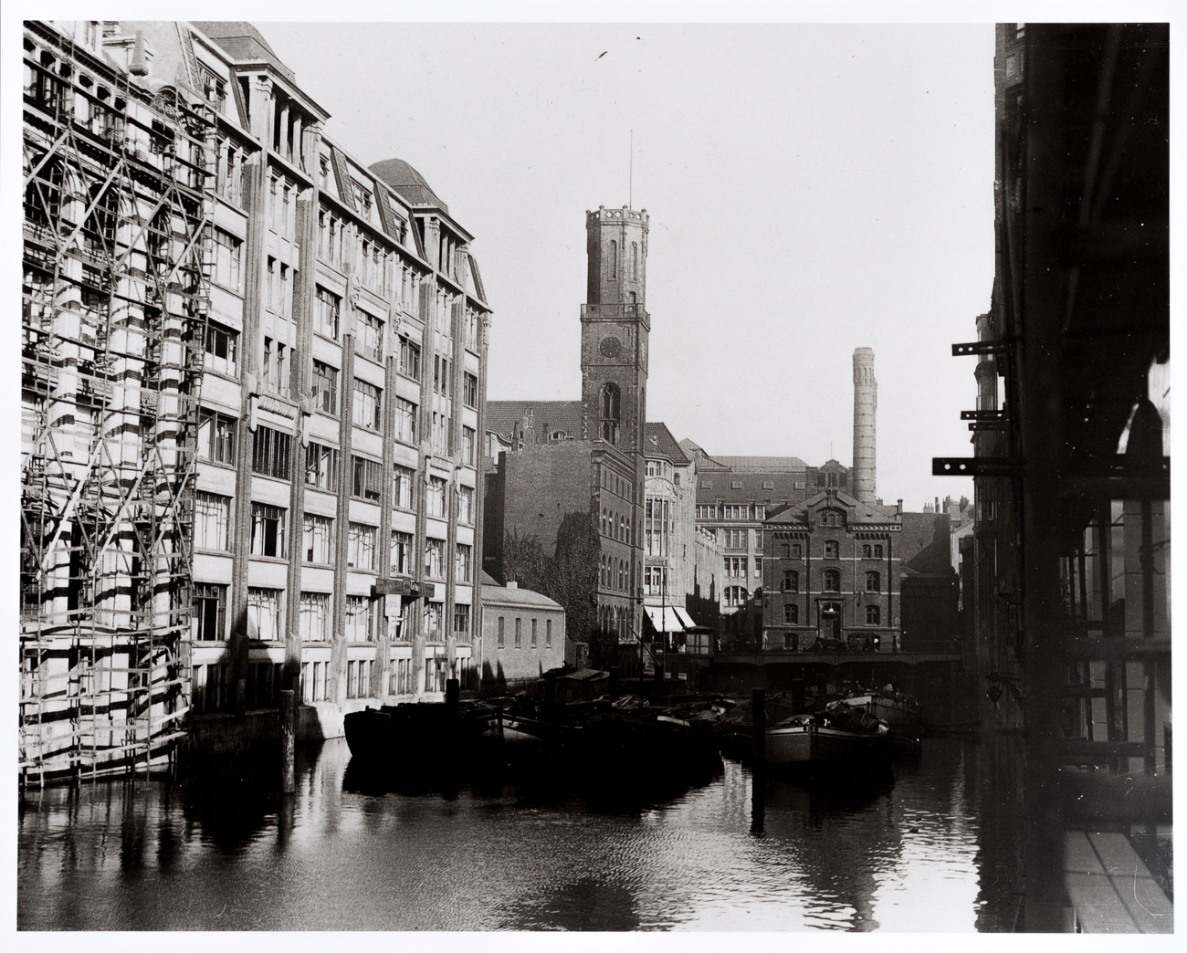 Hamburg's Water Mill 1918
