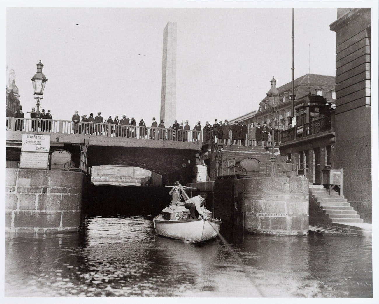 Through the Lock at the Little Alster 1931