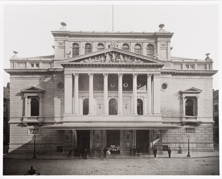 Hamburg's Official Theatre