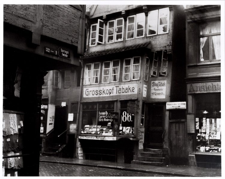 Small Business in Hamburg's Gängeviertel